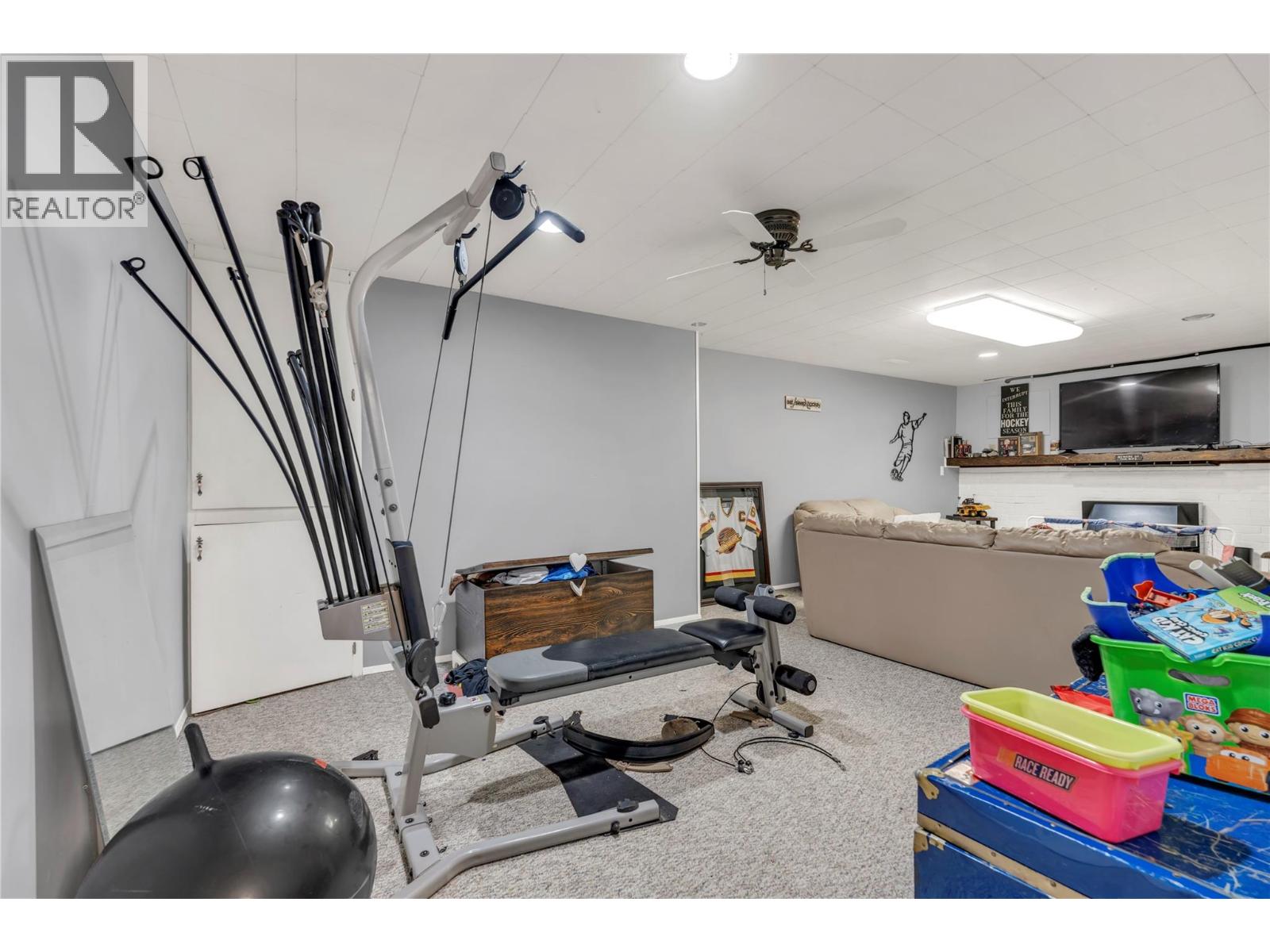 102 Ridgewood Drive - 34