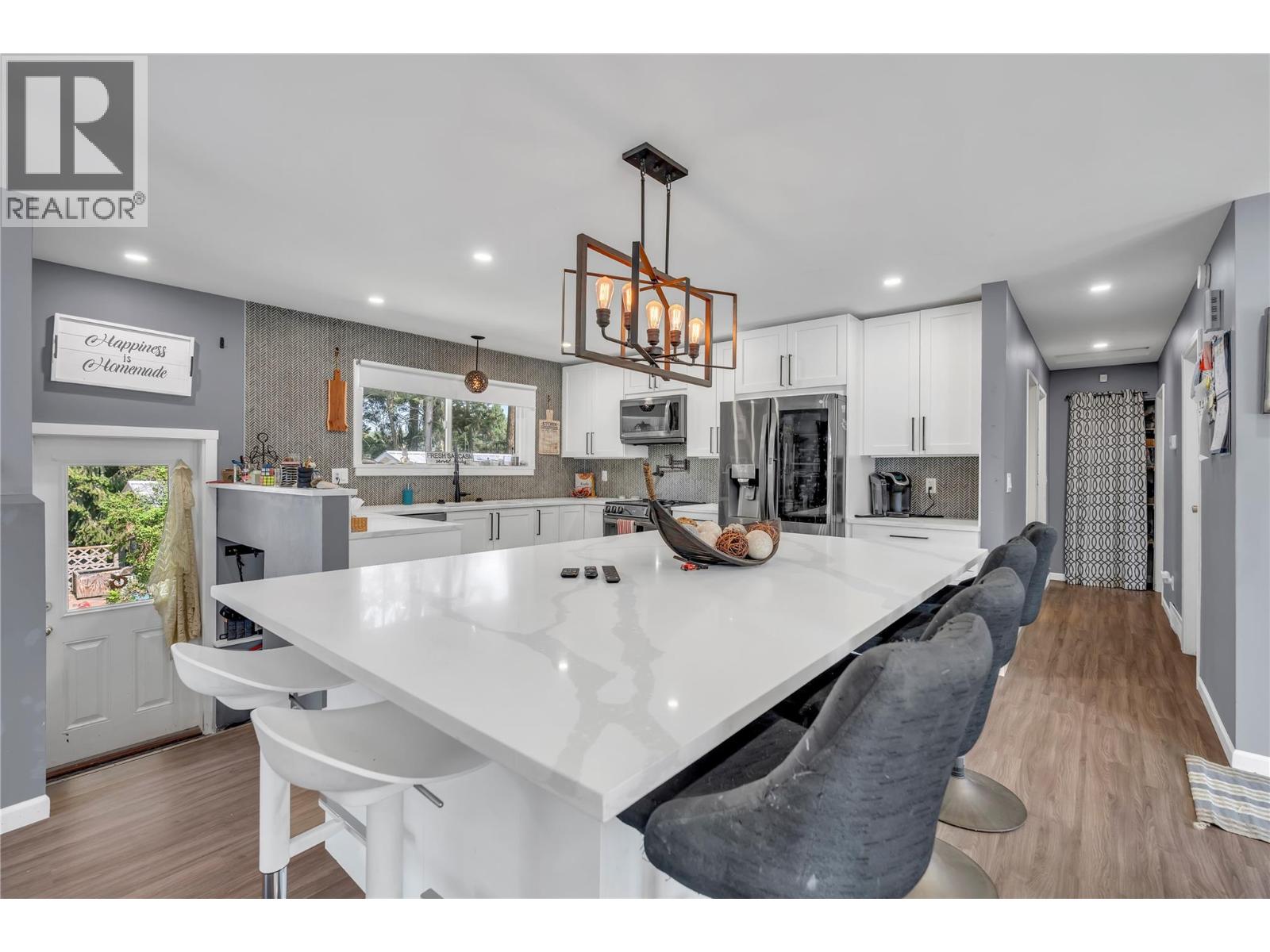 102 Ridgewood Drive - 17