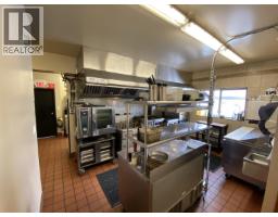 56420 Beaumont Road, Cluculz Lake, BC V0J3A3 Photo 7