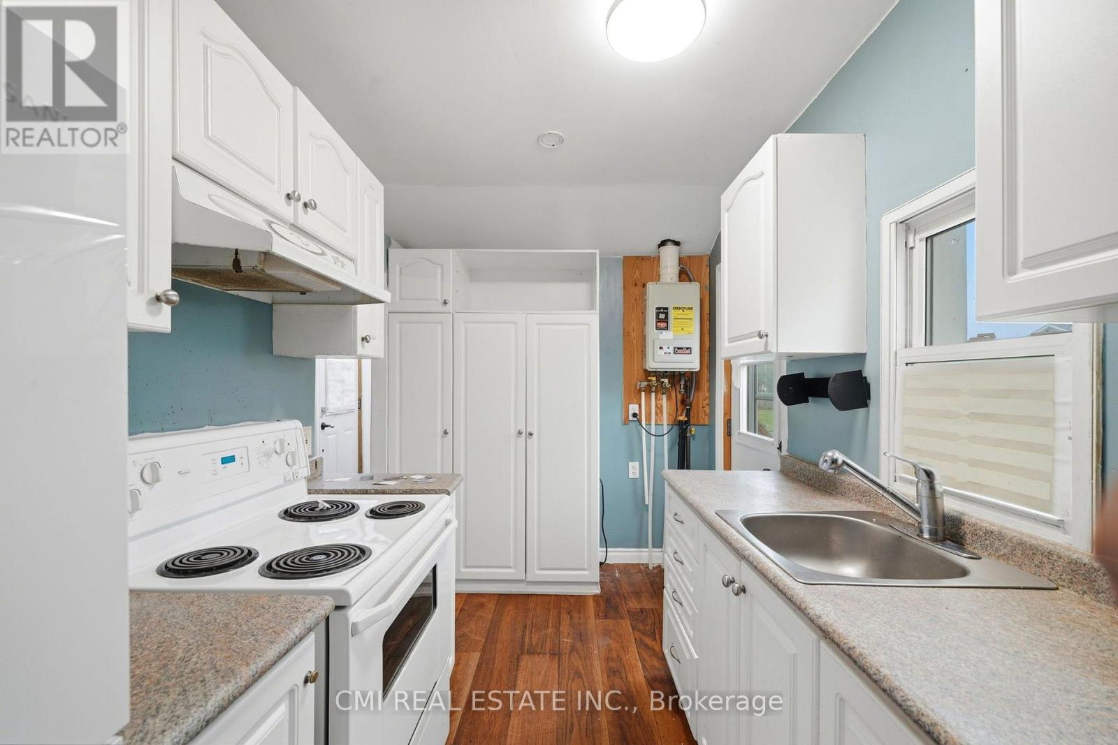 795 THIRD AVENUE - 11