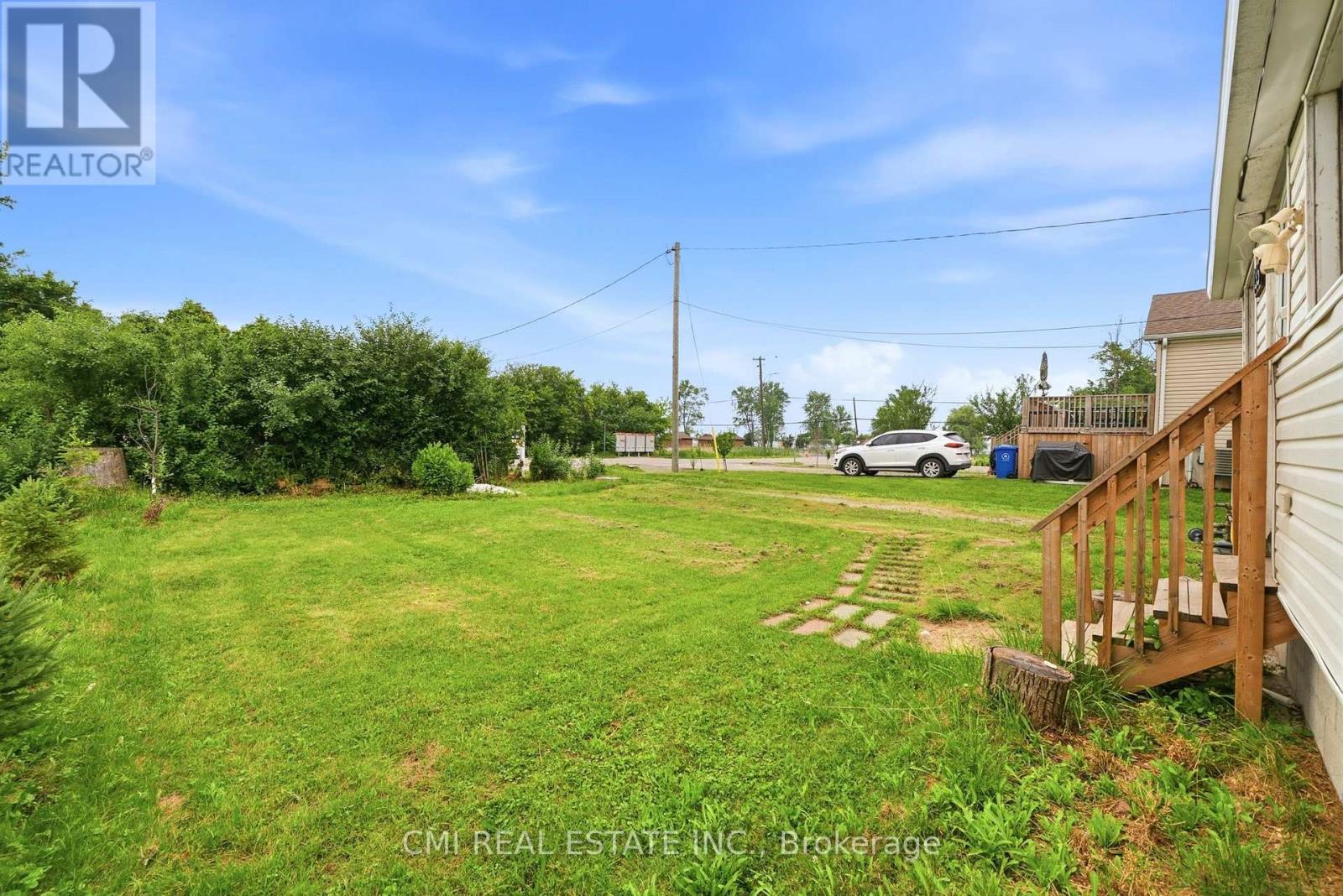 795 THIRD AVENUE - 23