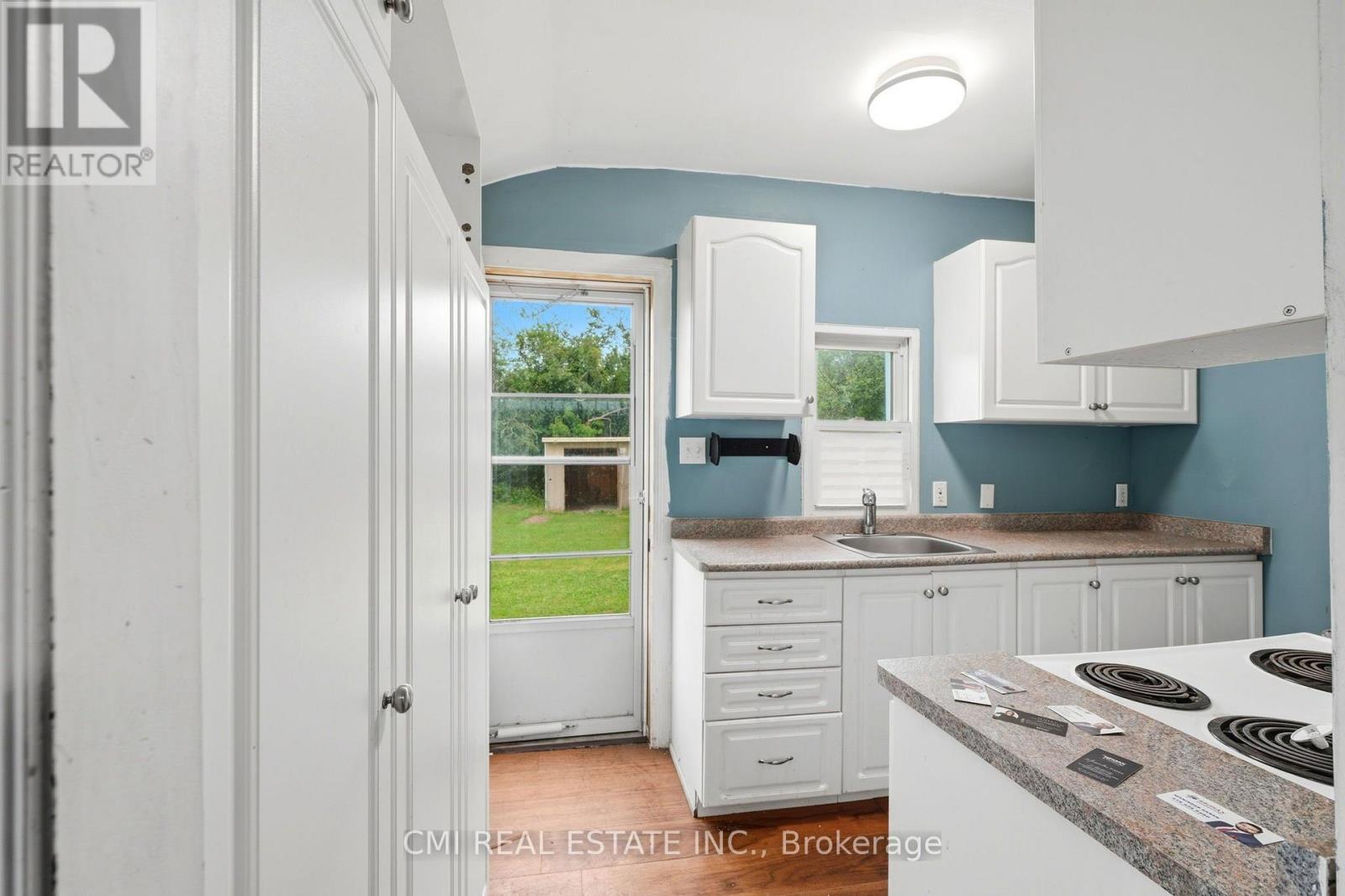 795 THIRD AVENUE - 9