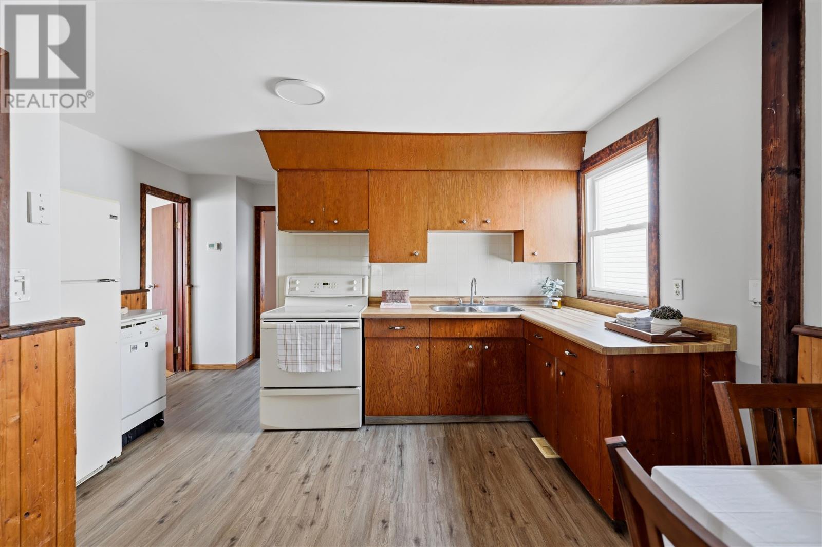 410 Cumberland AVE - 8