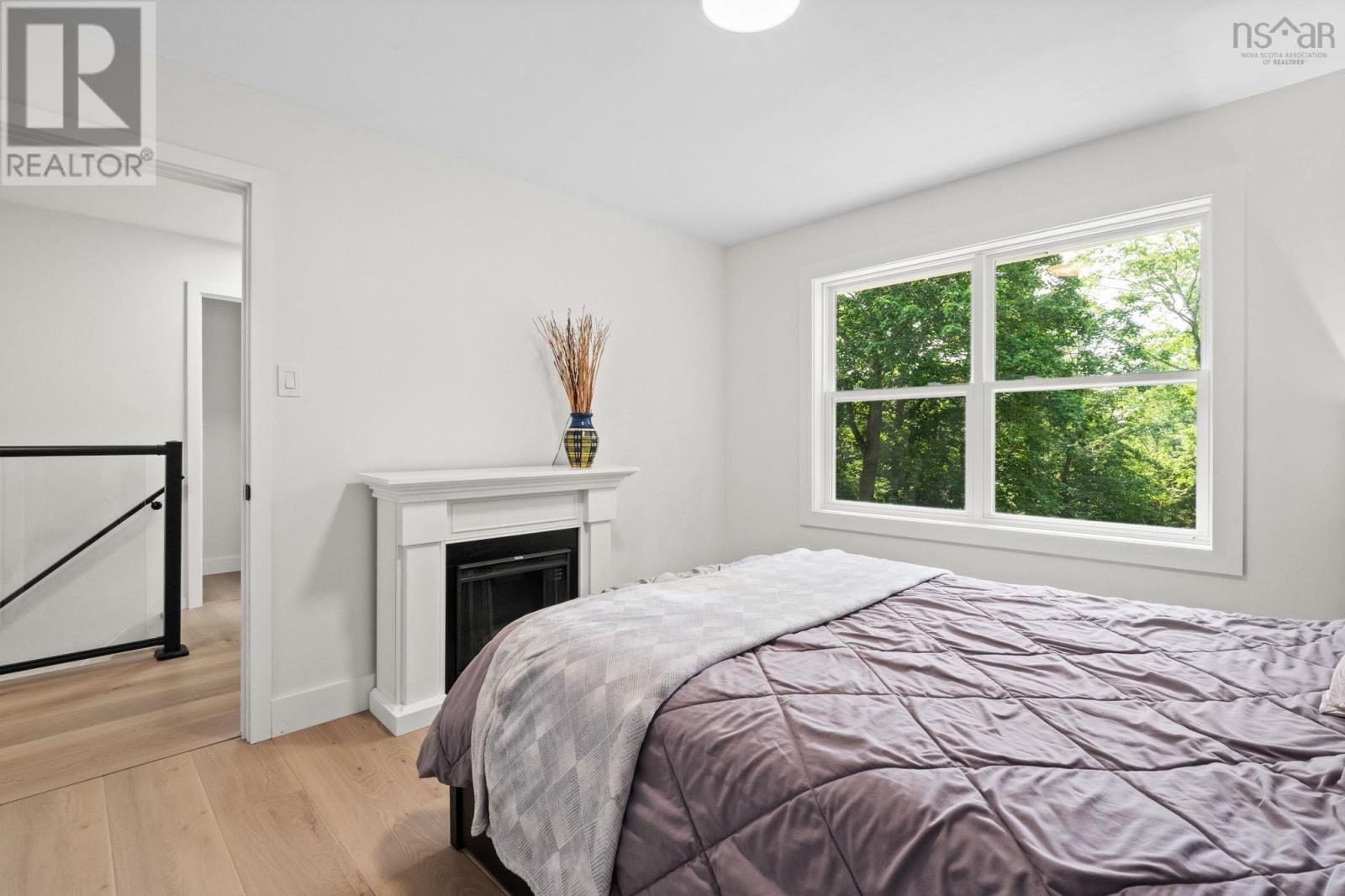 24 Confederation Avenue - 19