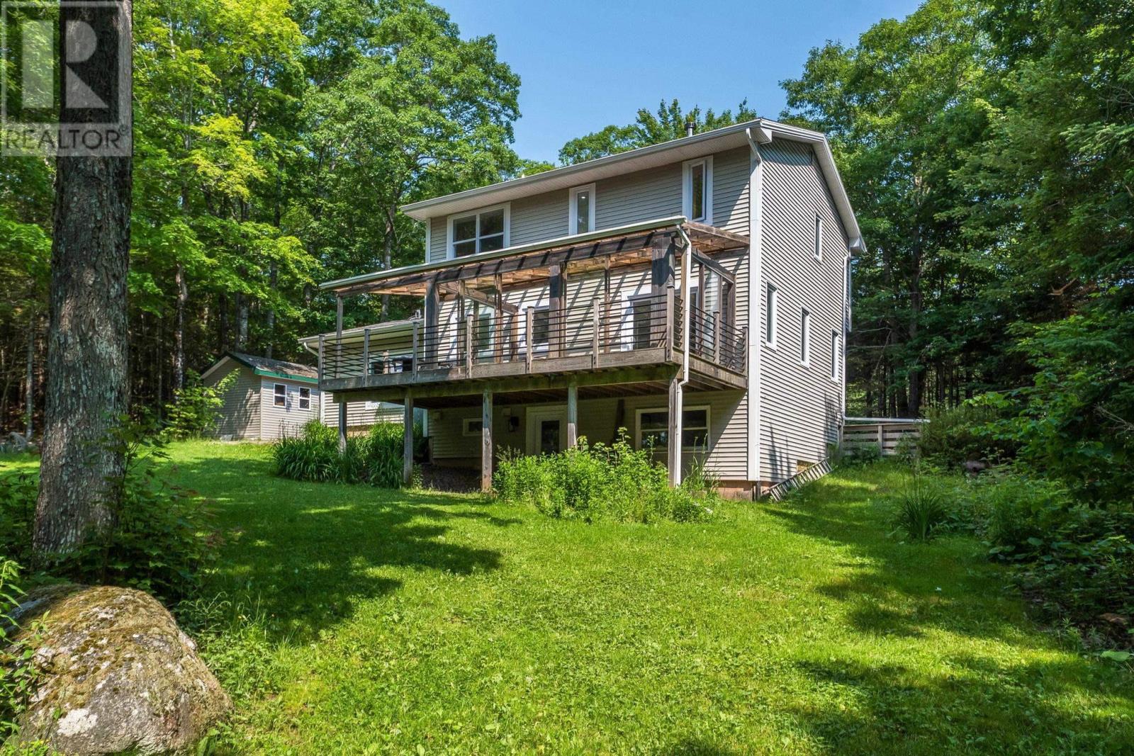 24 Confederation Avenue - 38