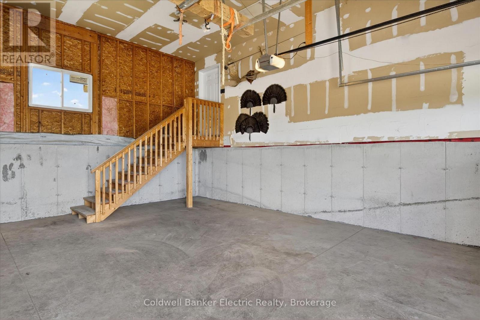 487 11TH CONCESSION W - 19