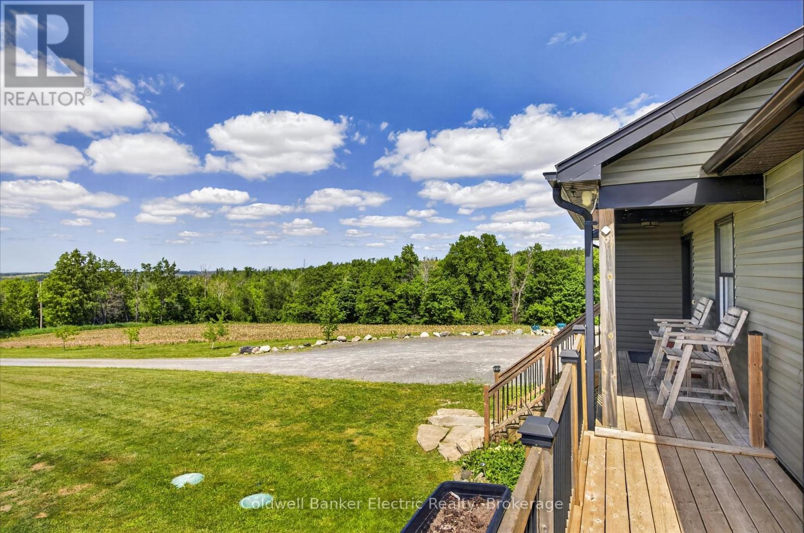 487 11TH CONCESSION W - 23