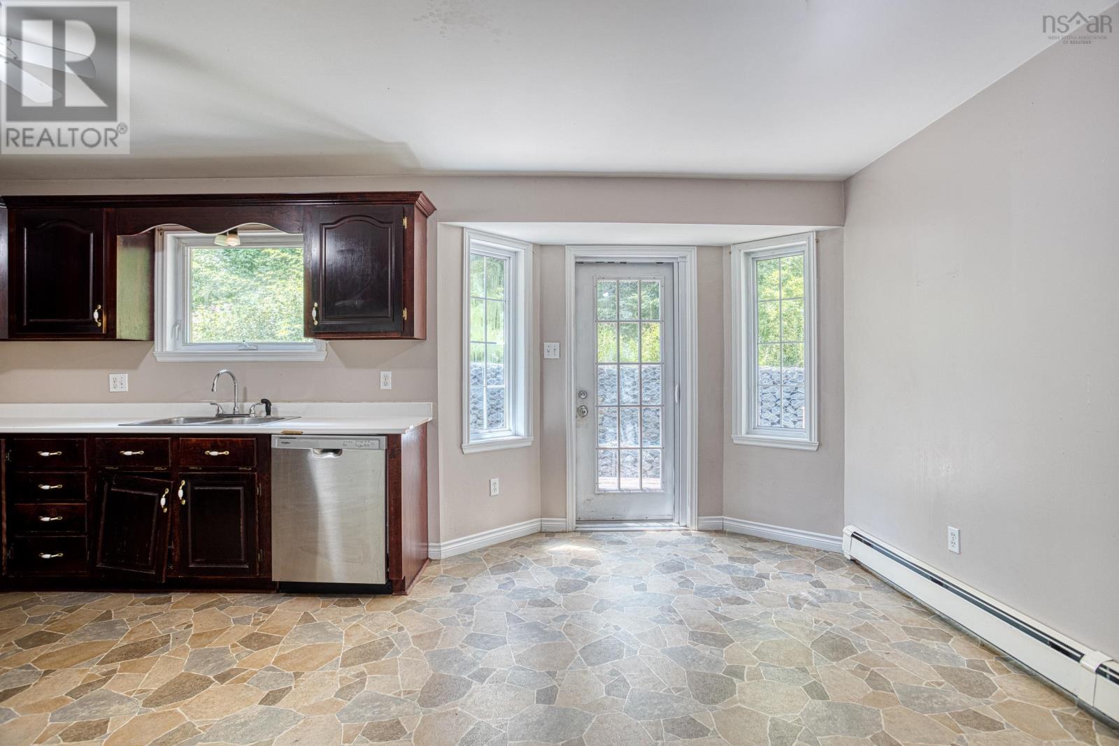 4 Ocono Court - 15