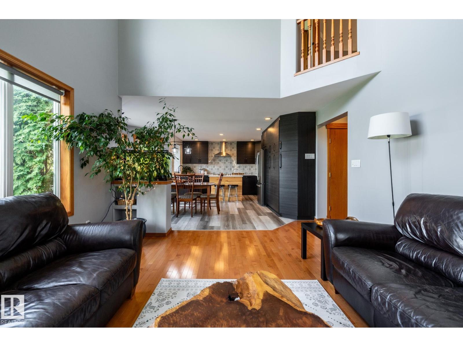 114 REICHERT DRIVE - 16