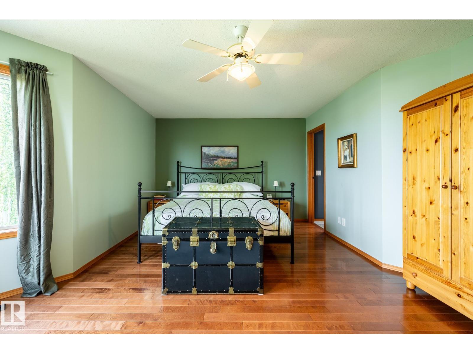 114 REICHERT DRIVE - 22