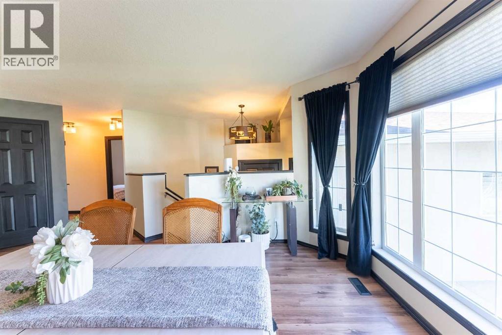 152 Mt Rundle Road W - 10