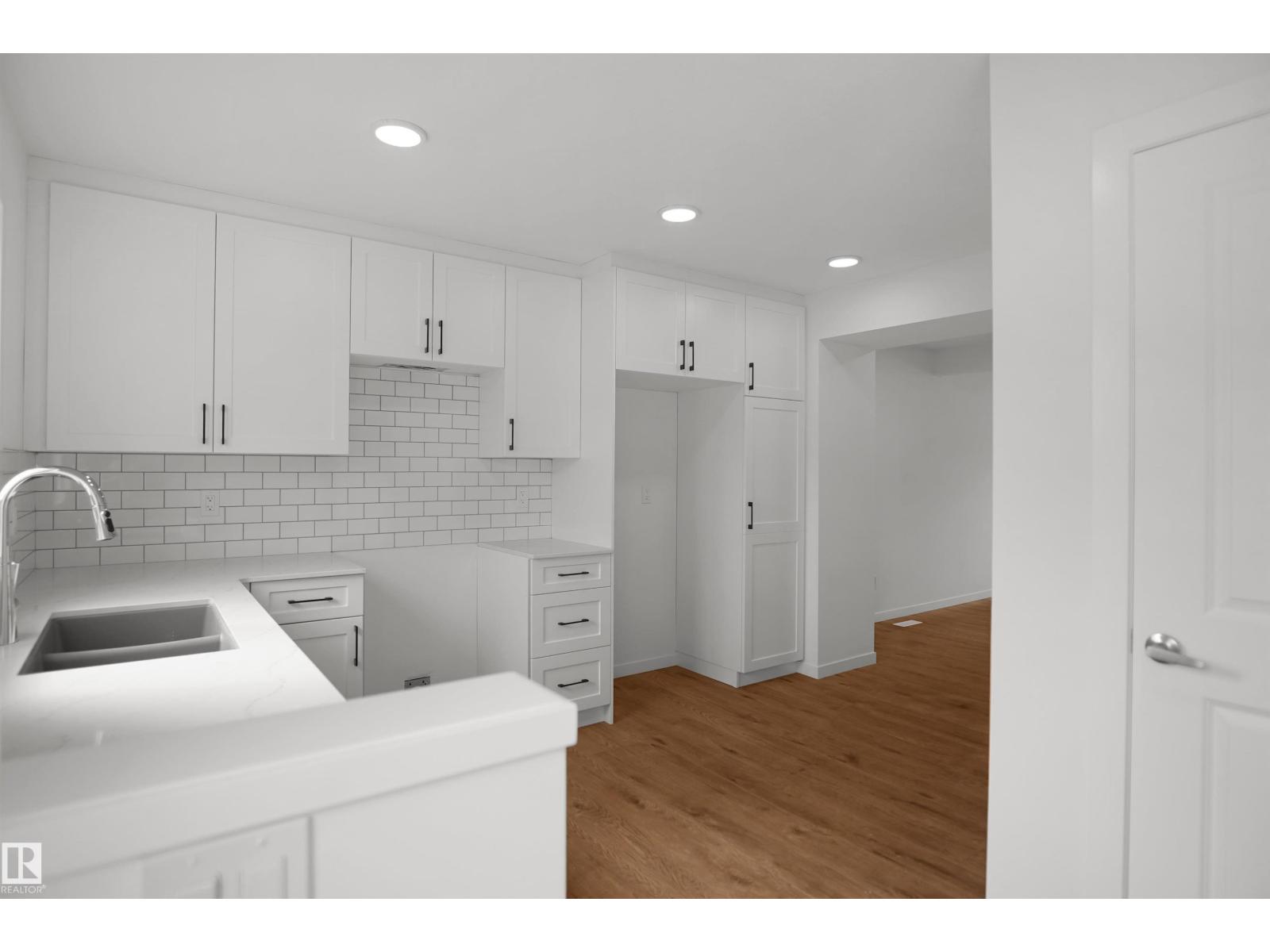 2115 210 ST NW - 13