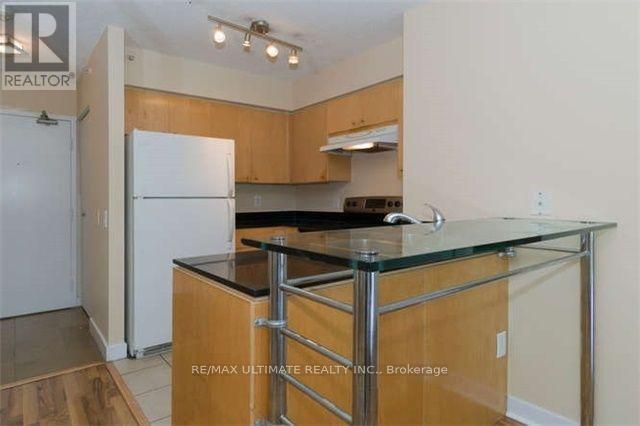 #326 361 FRONT STREET W - 3