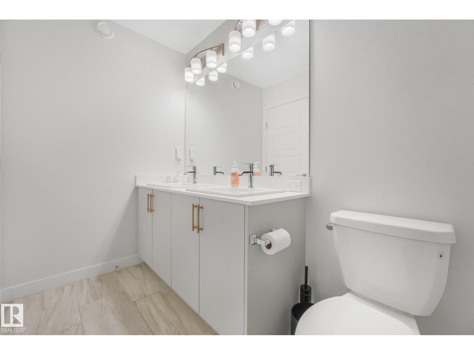 5281 Edgemont BV NW - Image 25