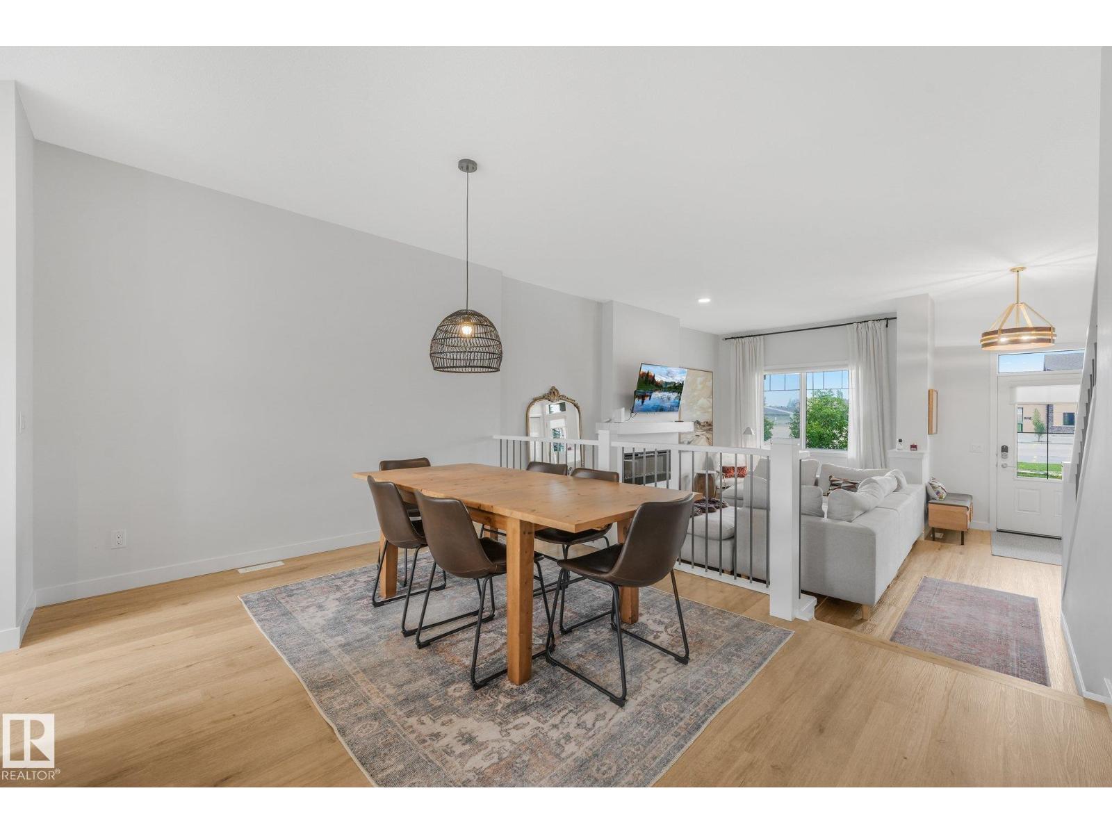 5281 Edgemont BV NW - 10