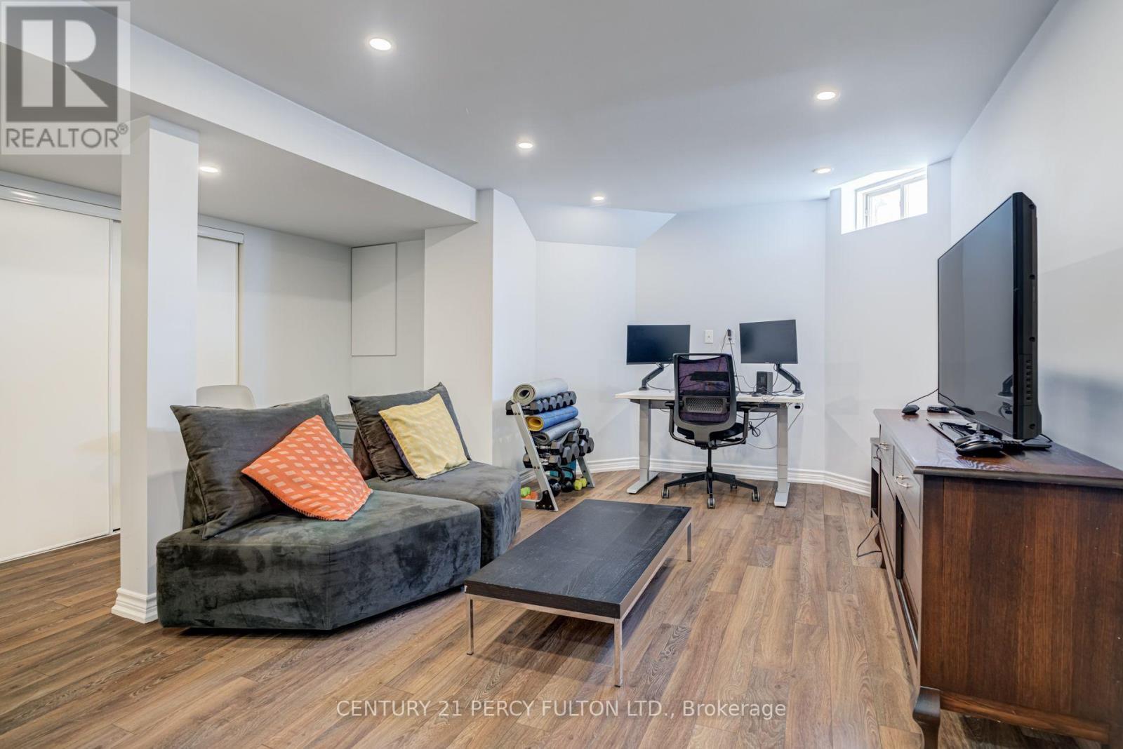 375 CHICKADEE COURT - Image 32