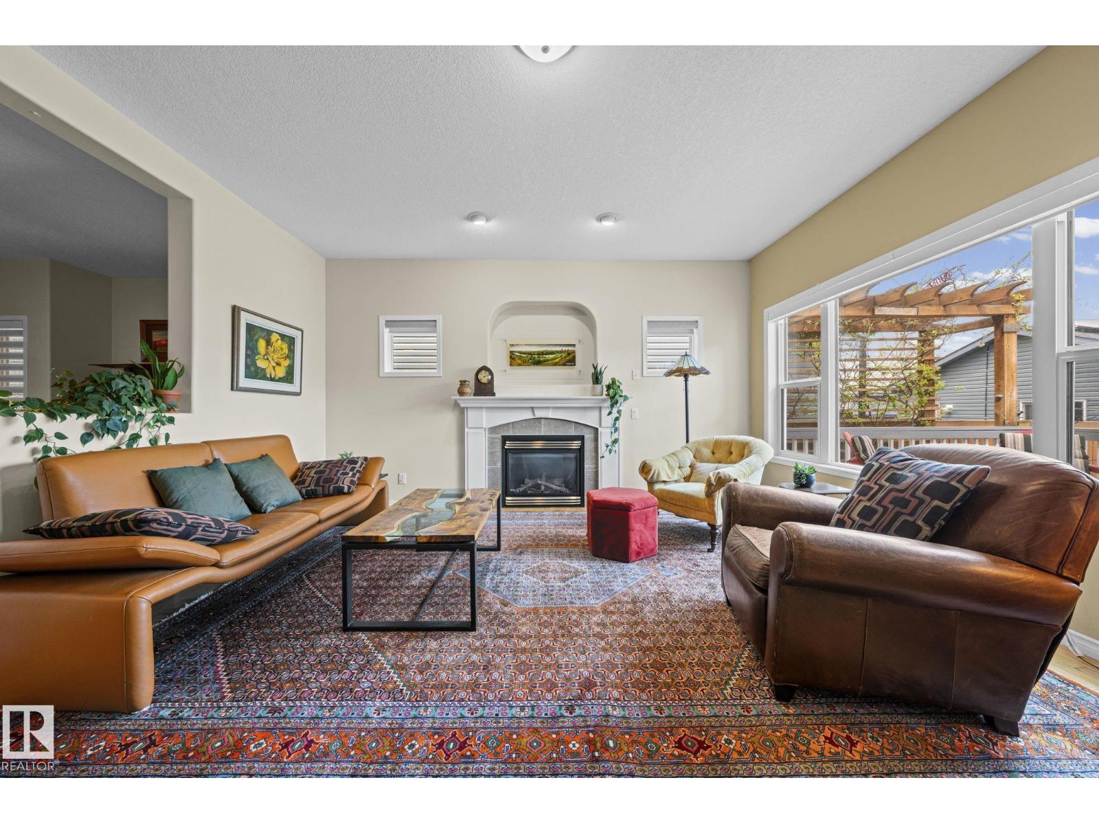 9923 89 ST NW - 22