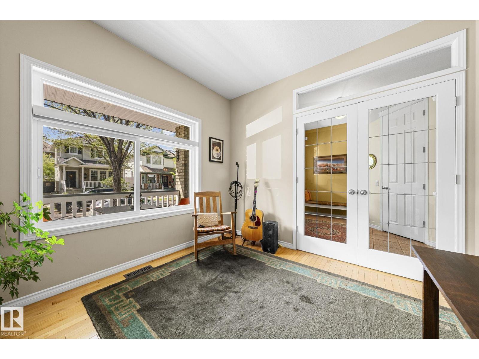 9923 89 ST NW - 11