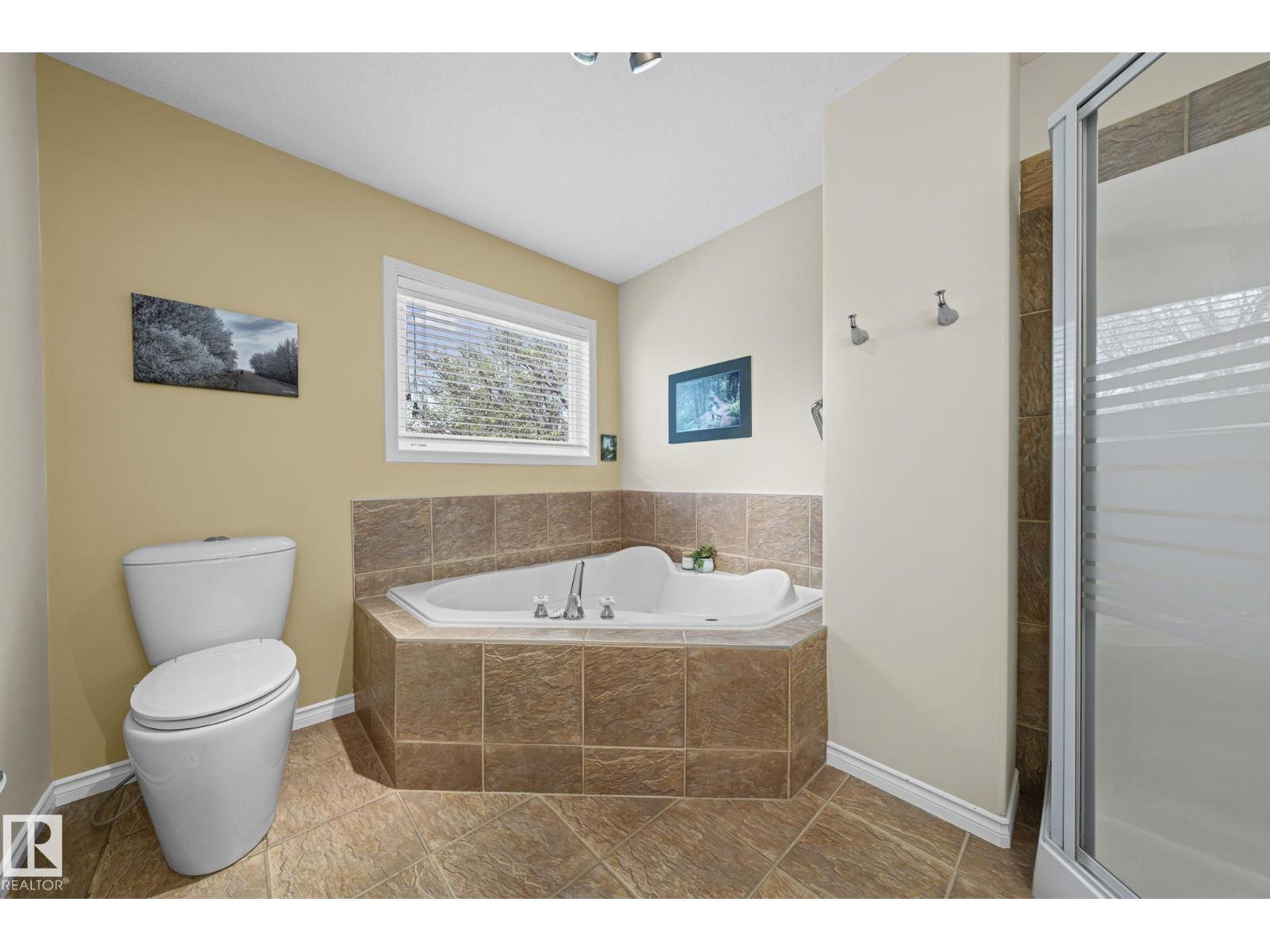 9923 89 ST NW - 38
