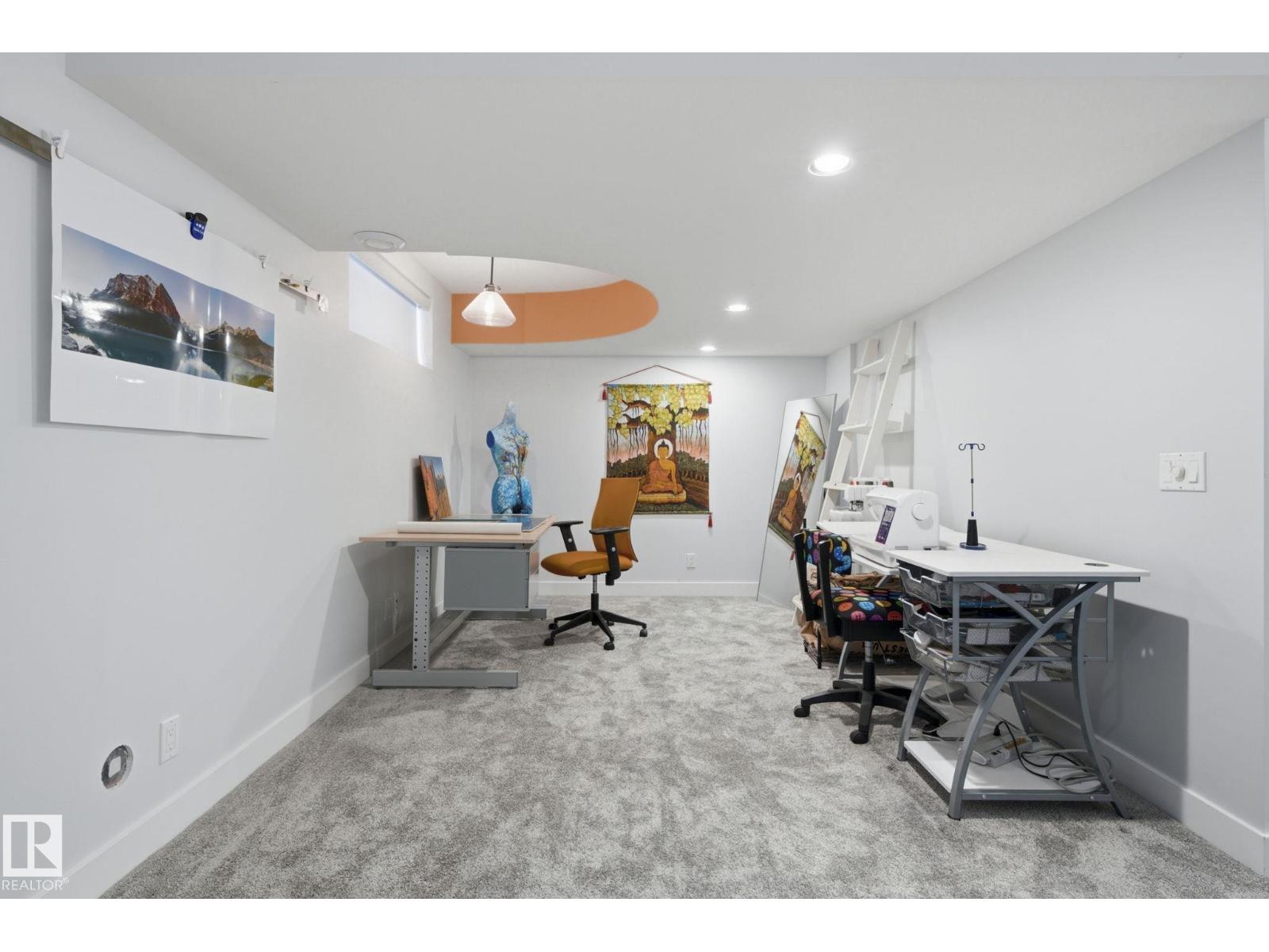9923 89 ST NW - 42