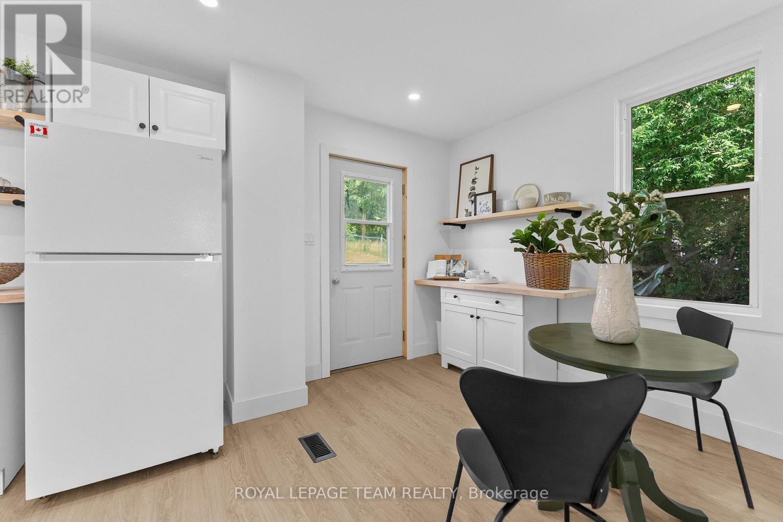 27 TAMMY TRAIL - Image 23