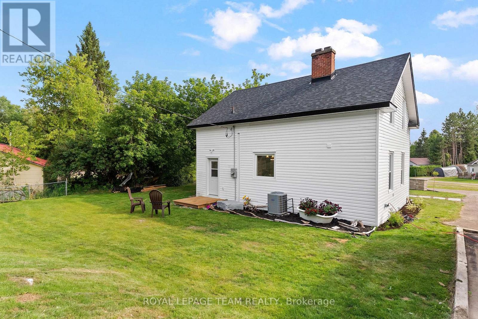 27 TAMMY TRAIL - Image 31