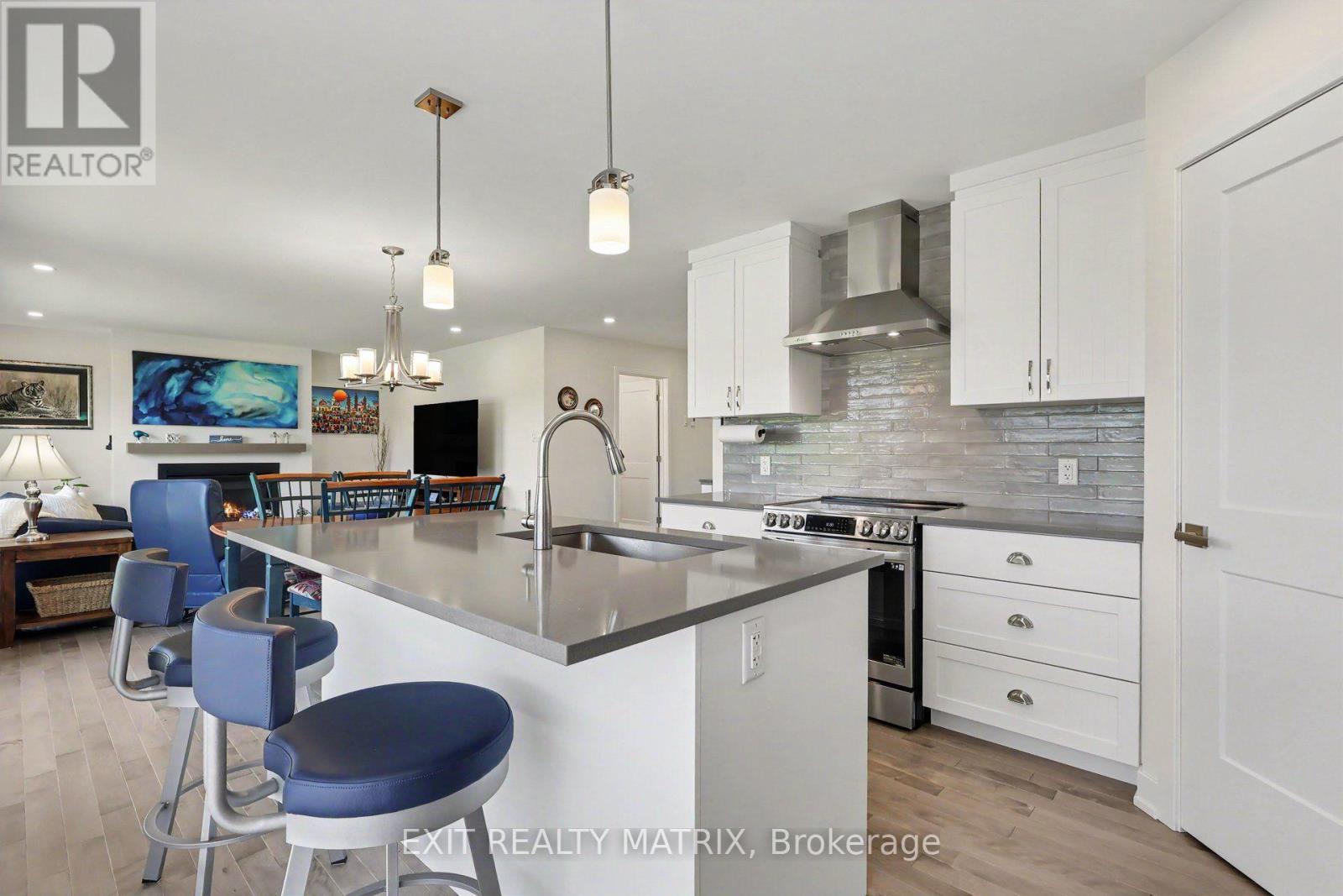 521 BARRAGE STREET - Image 8