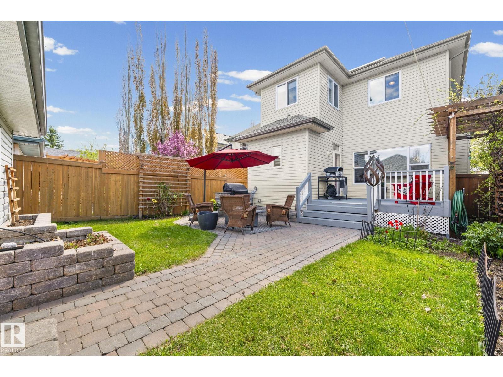 9923 89 ST NW - 64