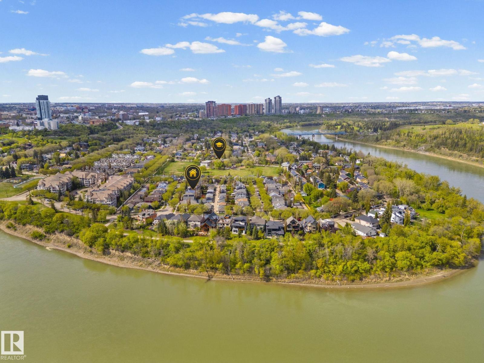 9923 89 ST NW - 71