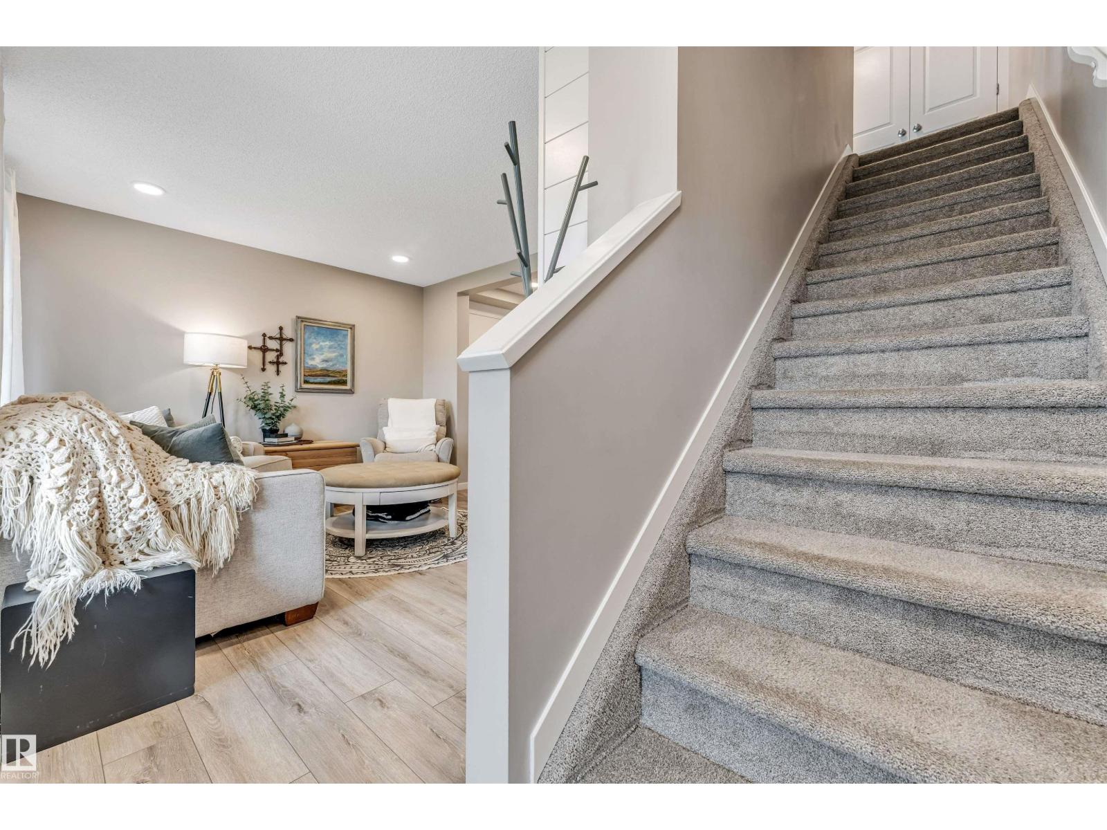 #25 1530 TAMARACK BV NW - Image 17