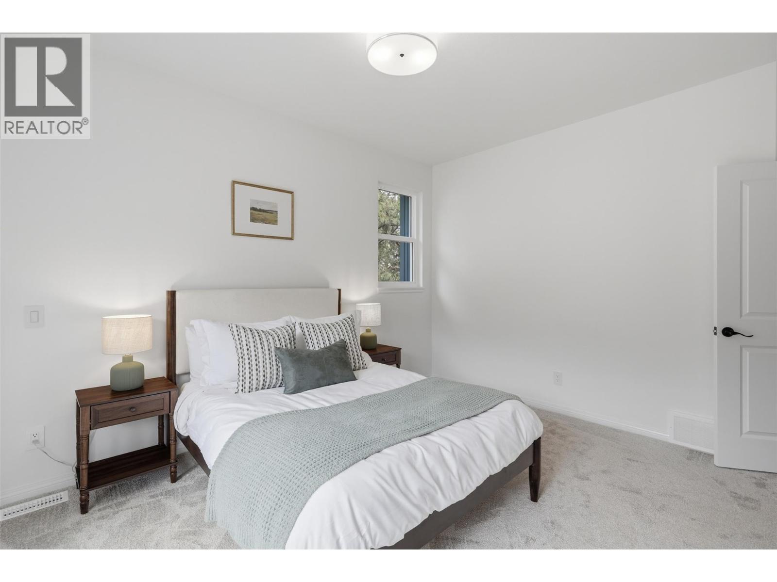 1834 SPRINGHILL Drive - 39