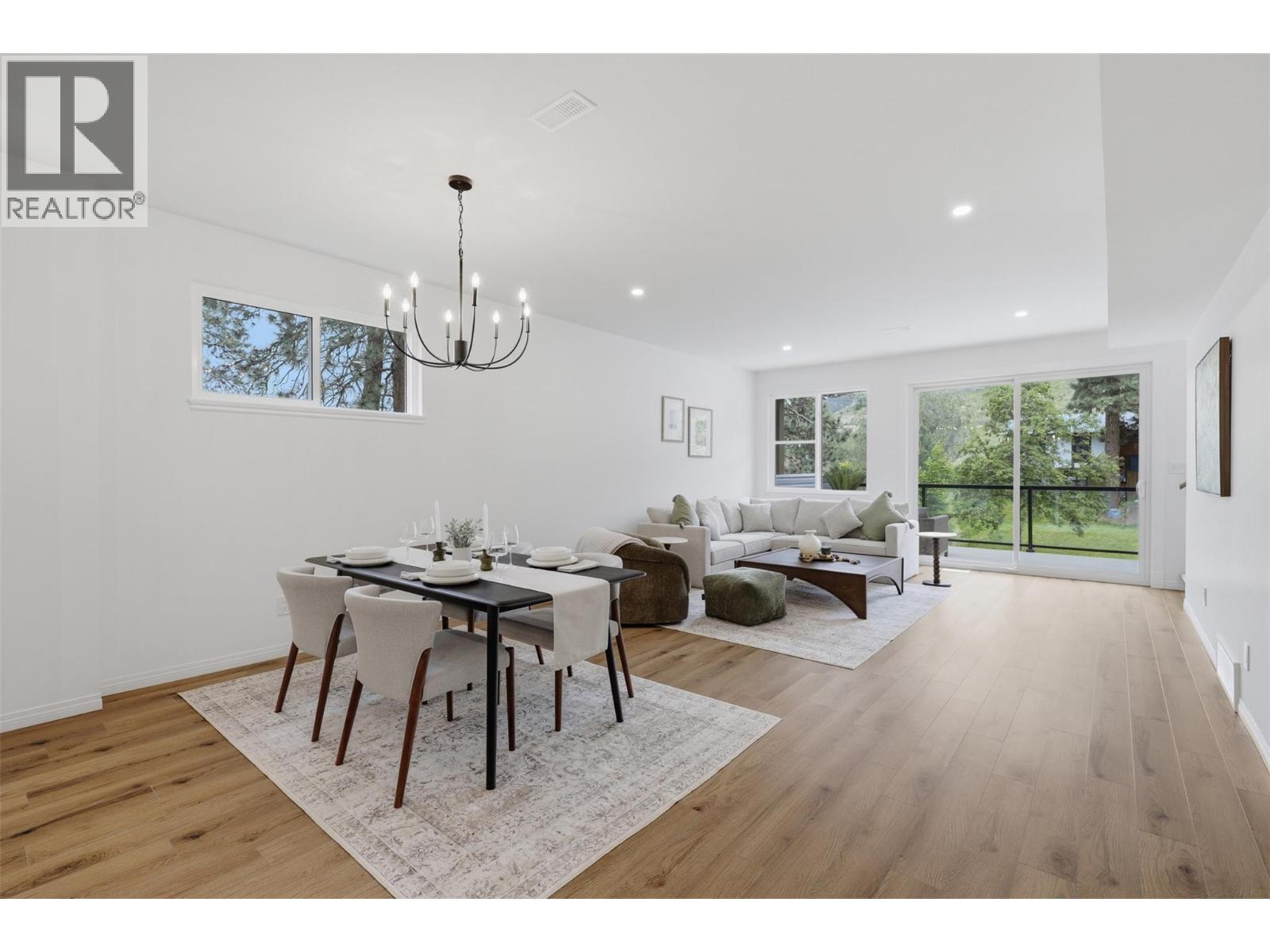 1834 SPRINGHILL Drive - 18