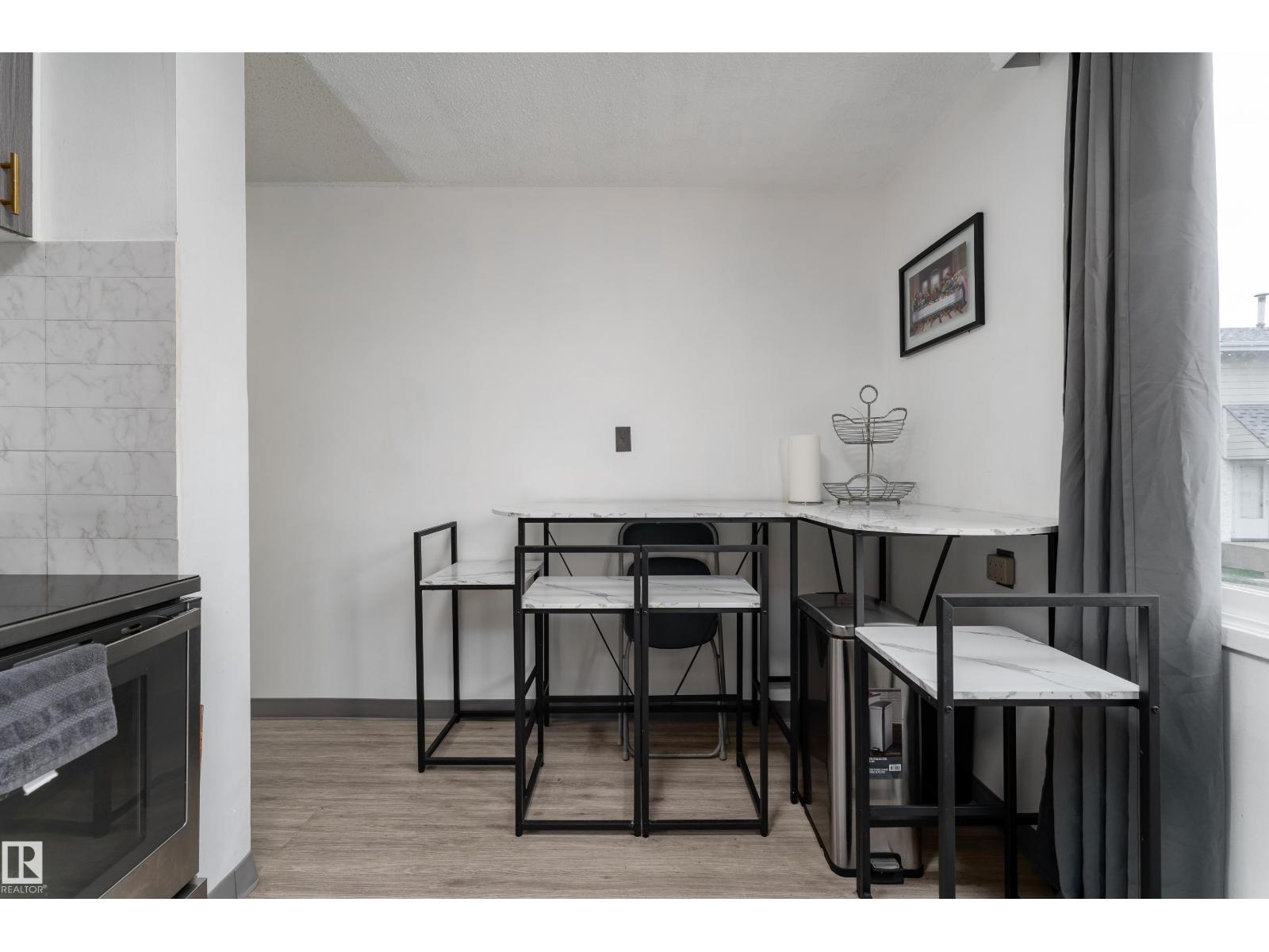 105 Callingwood Two NW - 15
