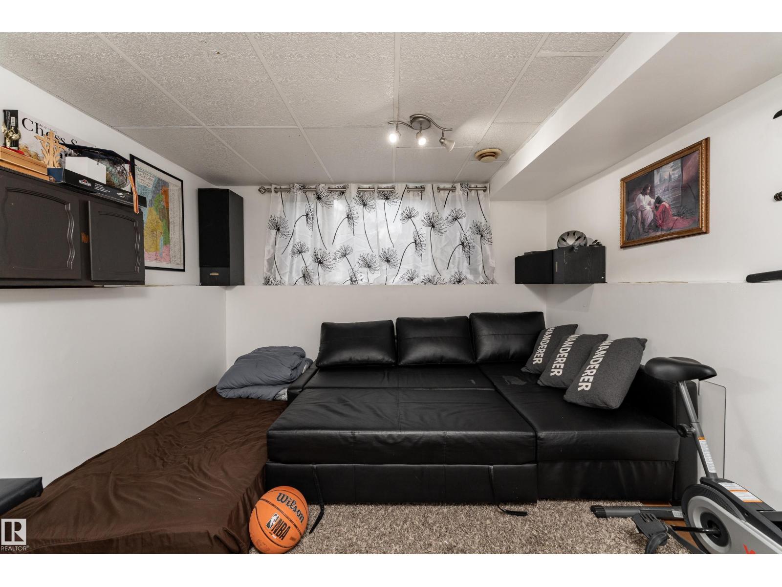 105 Callingwood Two NW - 31