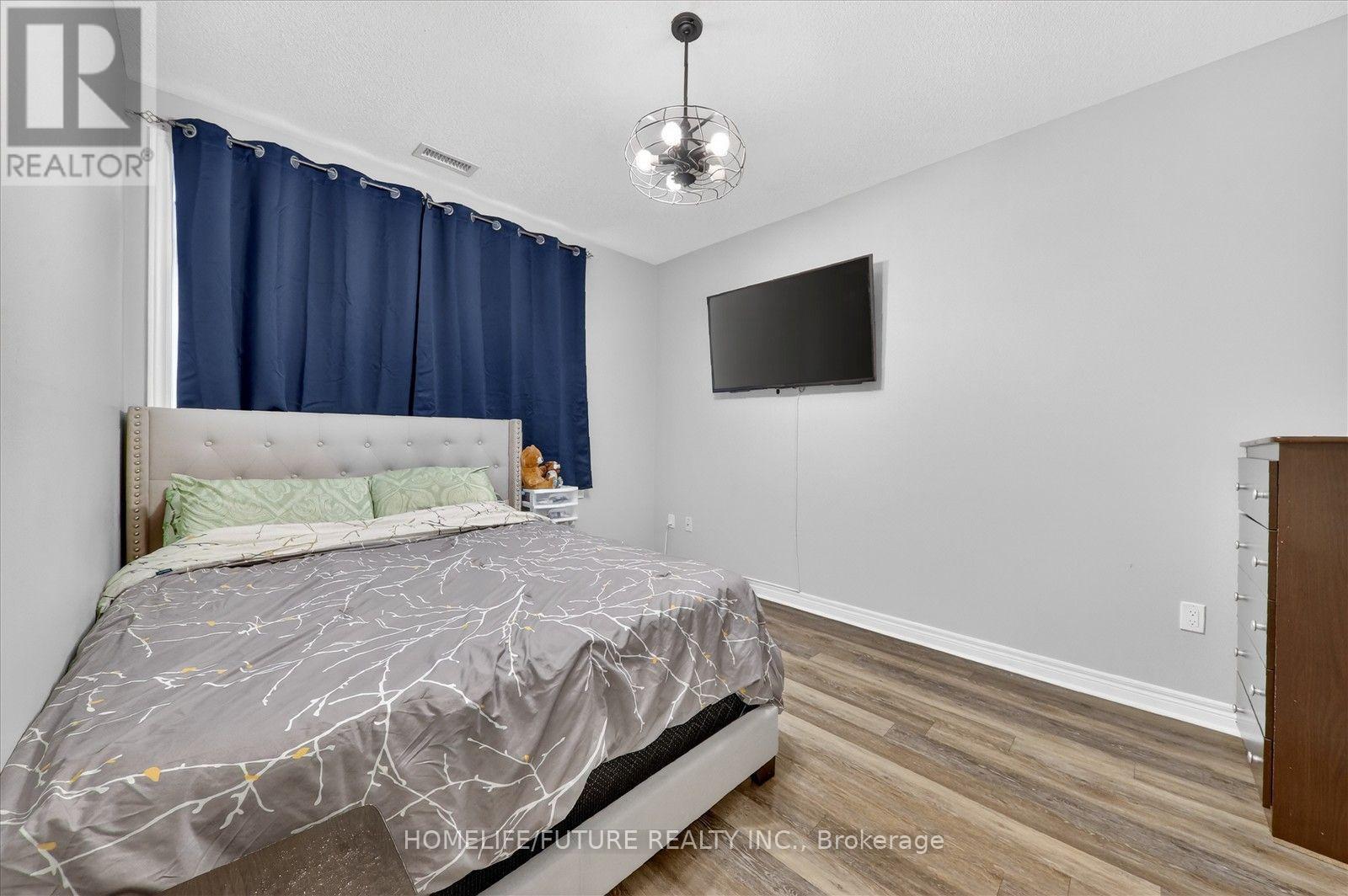 #125 7325 MARKHAM ROAD - 14
