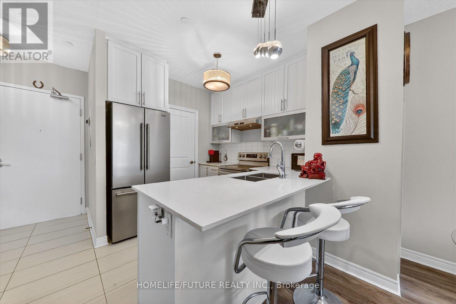 #125 7325 MARKHAM ROAD - 8