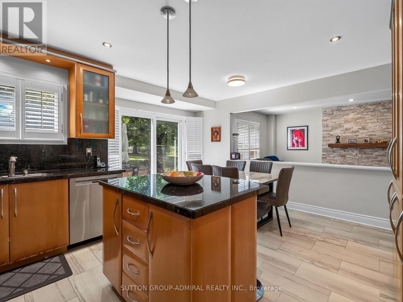 99 DUNDURN CRESCENT - Image 13