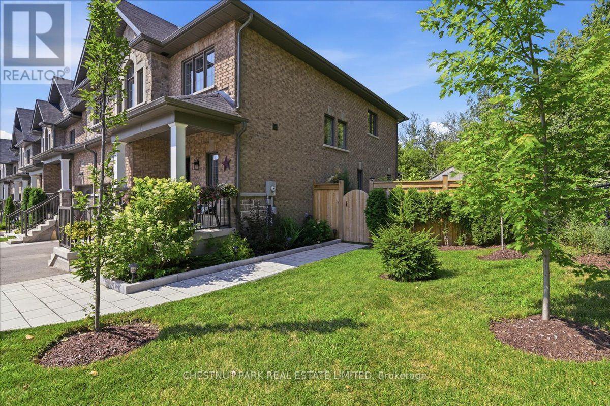21 GORD MATTHEWS WAY - 2