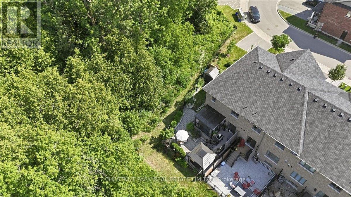 21 GORD MATTHEWS WAY - 48