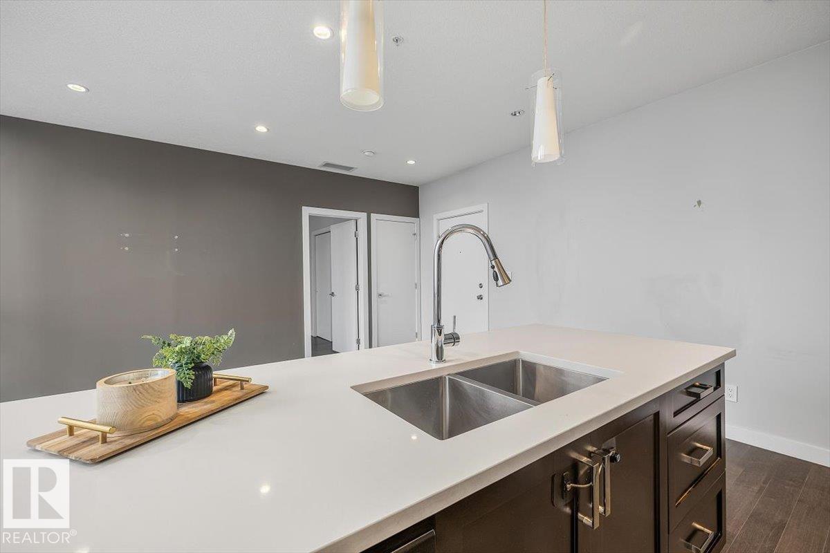 #2702 10238 103 ST NW - Image 10