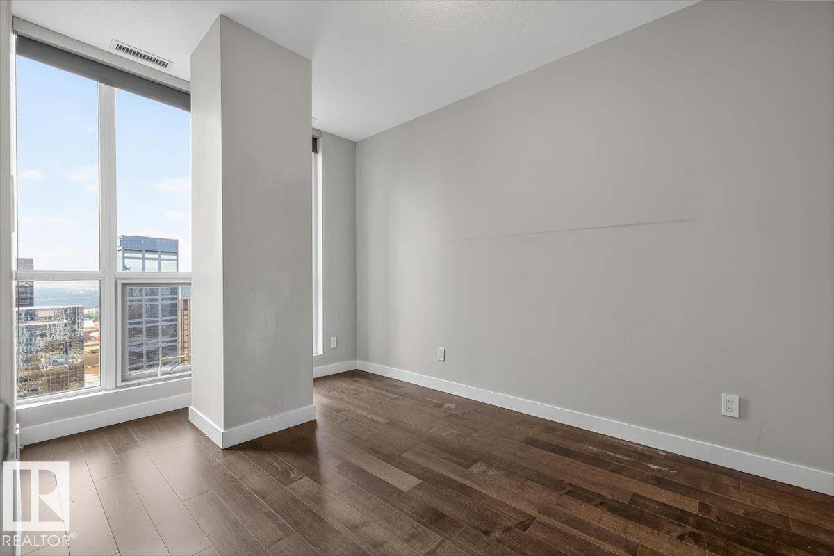 #2702 10238 103 ST NW - 12