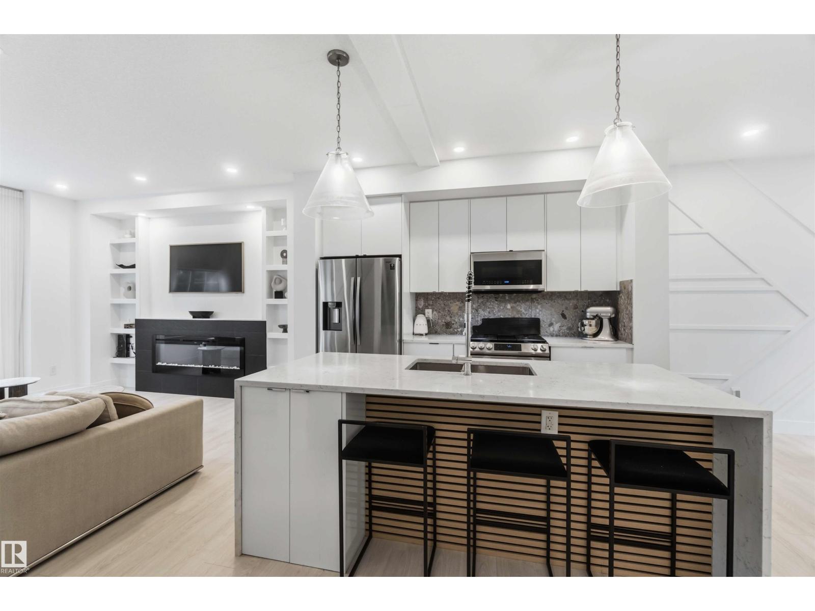 #67 230 EDGEMONT RD NW - Image 8