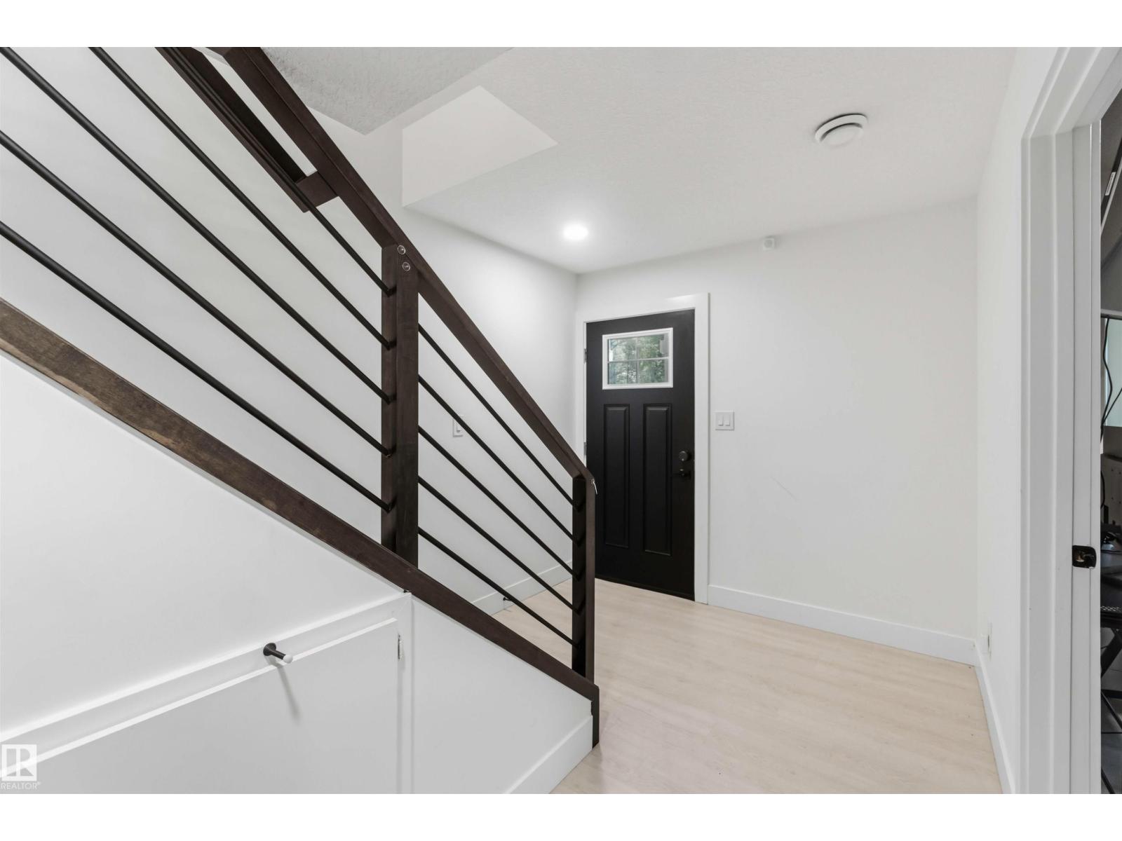 #67 230 EDGEMONT RD NW - Image 5
