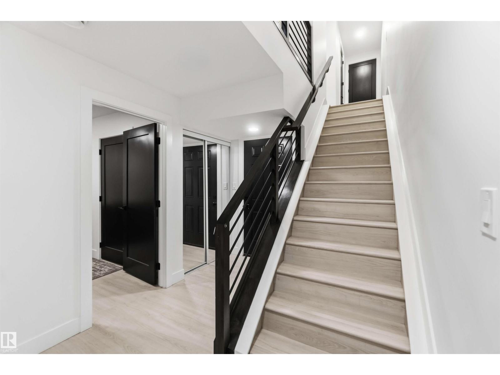 #67 230 EDGEMONT RD NW - 7