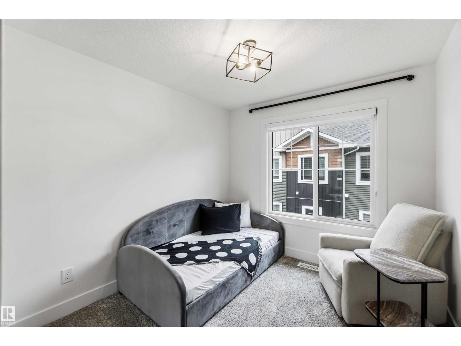 #67 230 EDGEMONT RD NW - 34