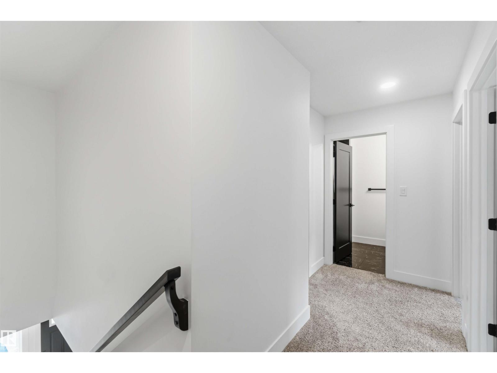 #67 230 EDGEMONT RD NW - Image 29