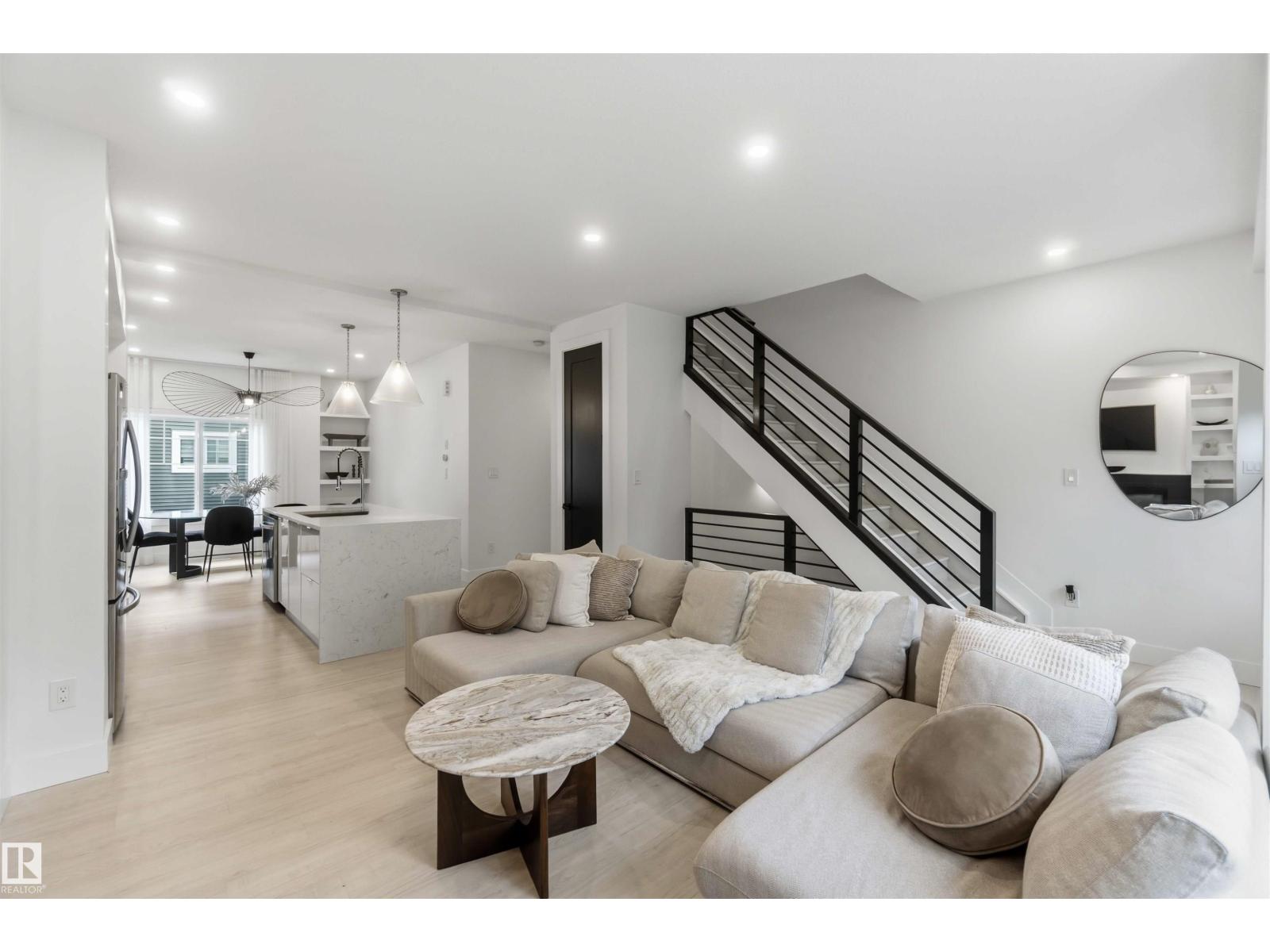 #67 230 EDGEMONT RD NW - Image 27