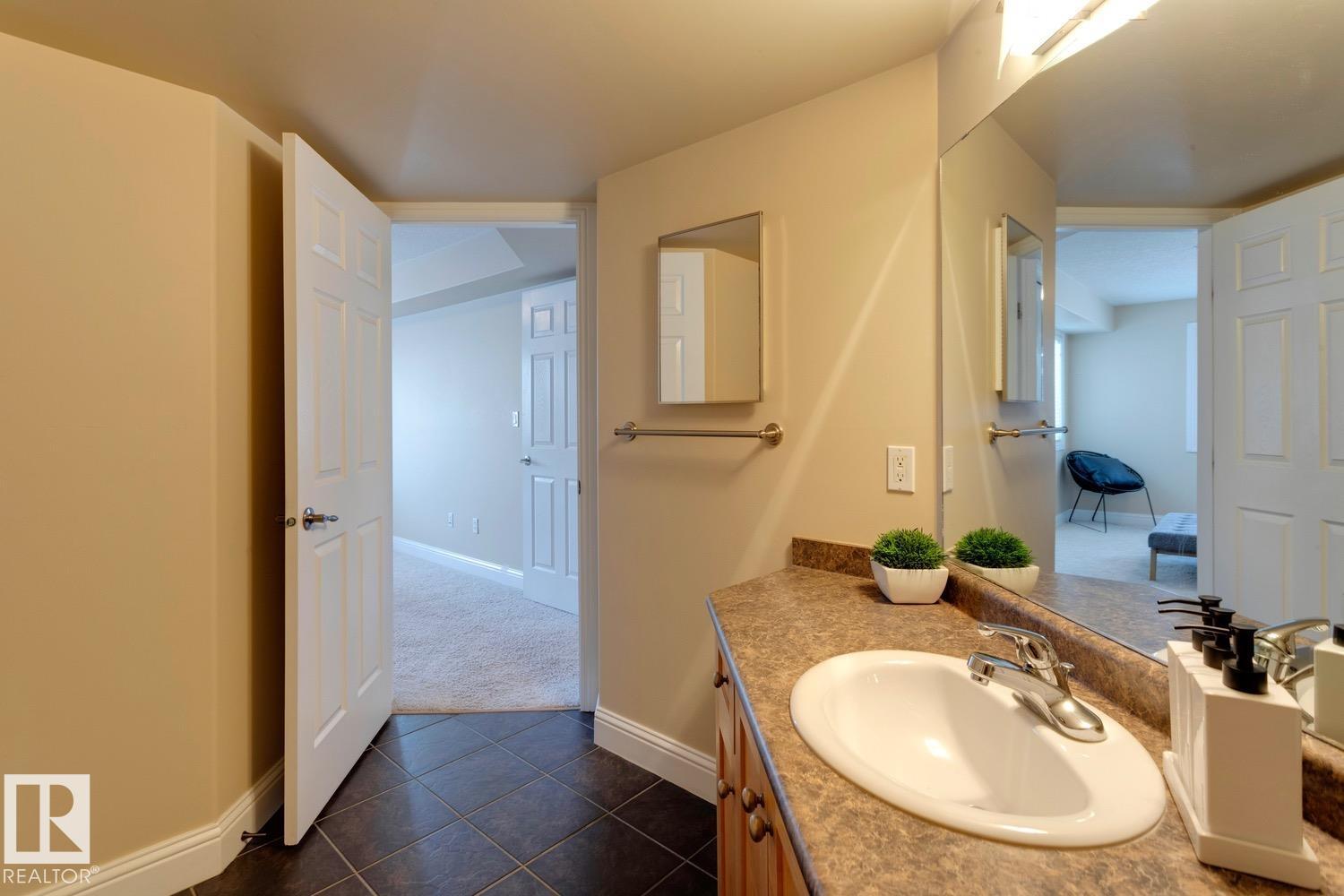 #207 14612 125 ST NW - Image 20