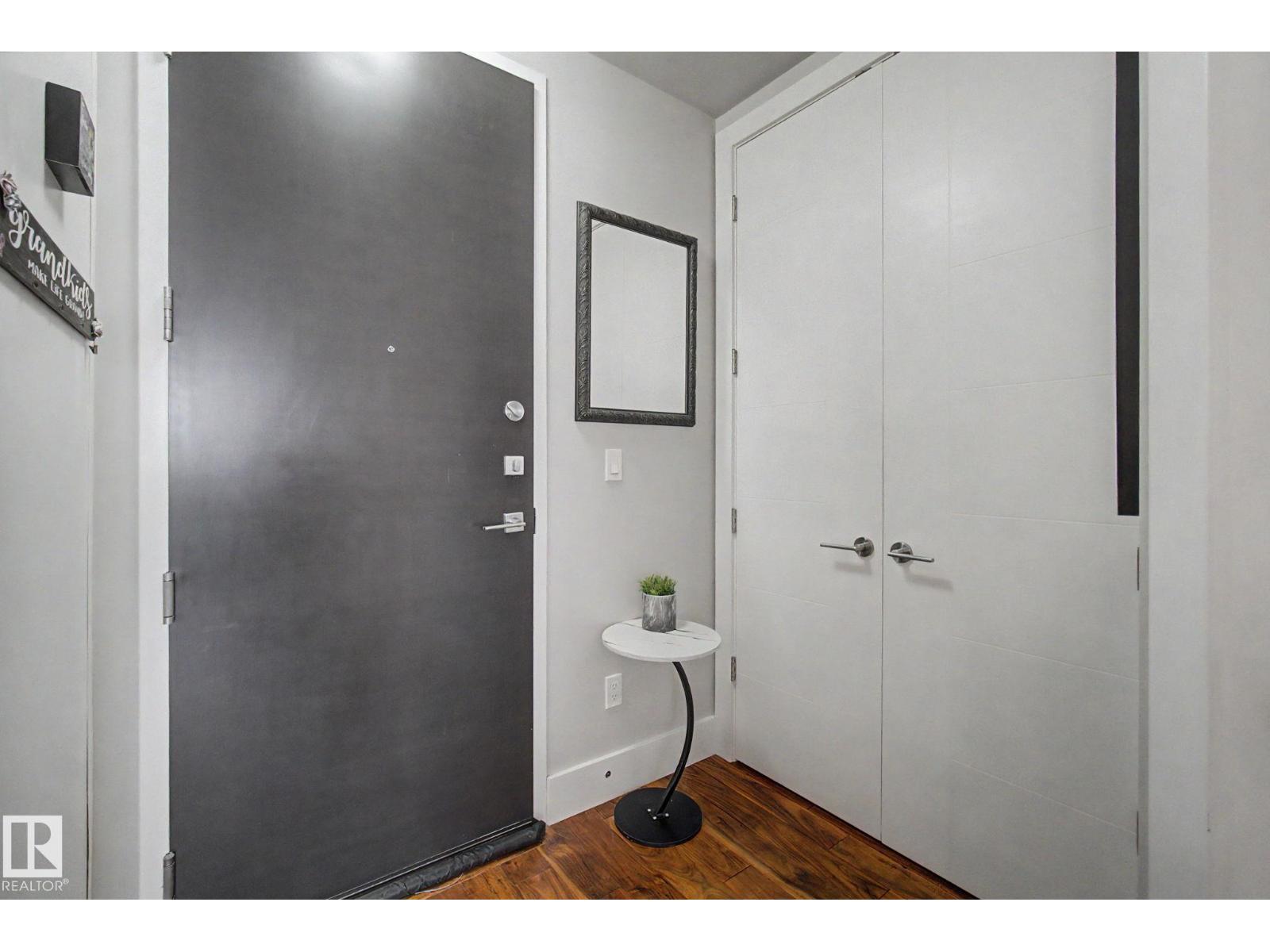 #810 200 BELLEROSE DR - 4