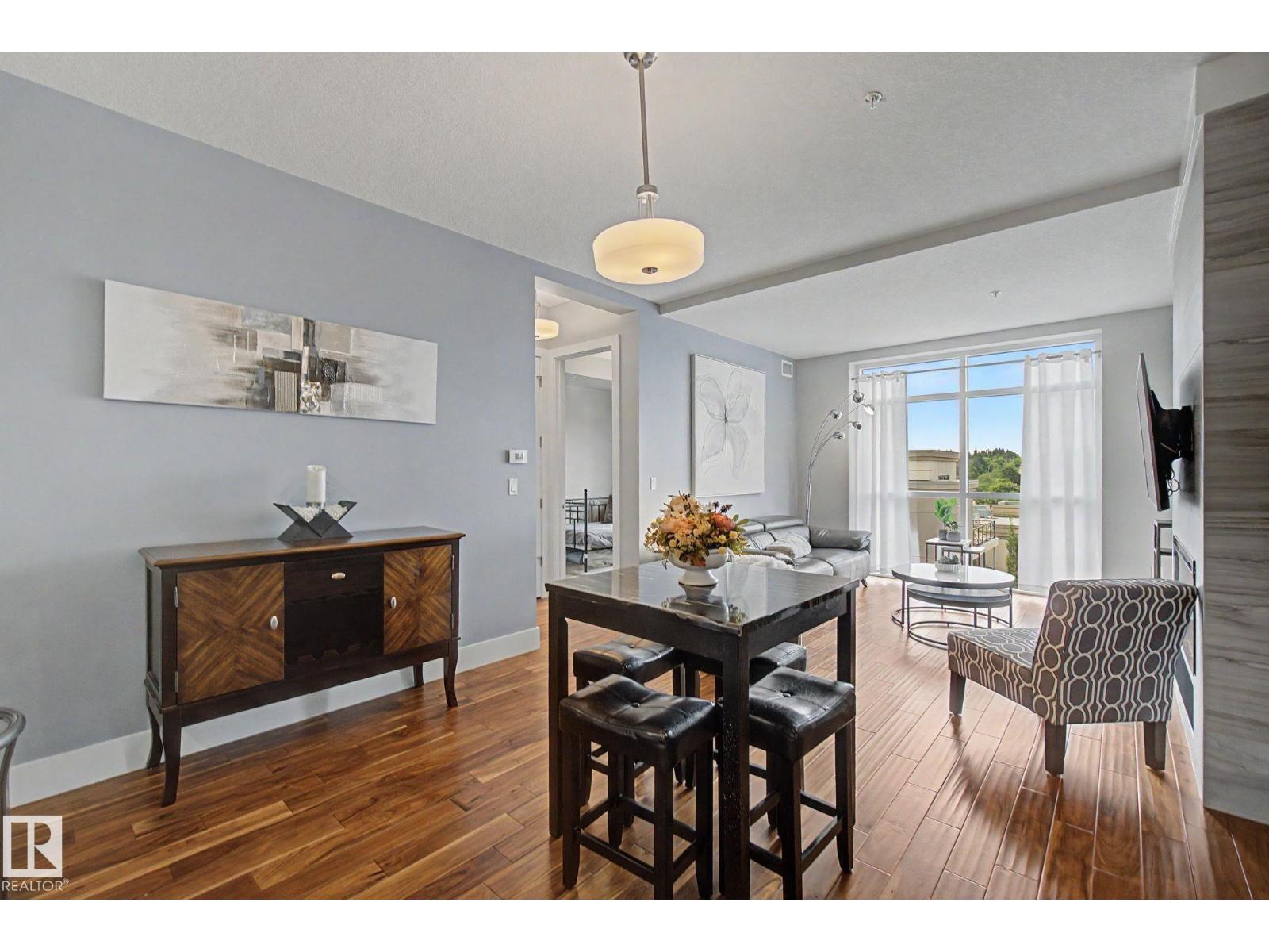 #810 200 BELLEROSE DR - 9